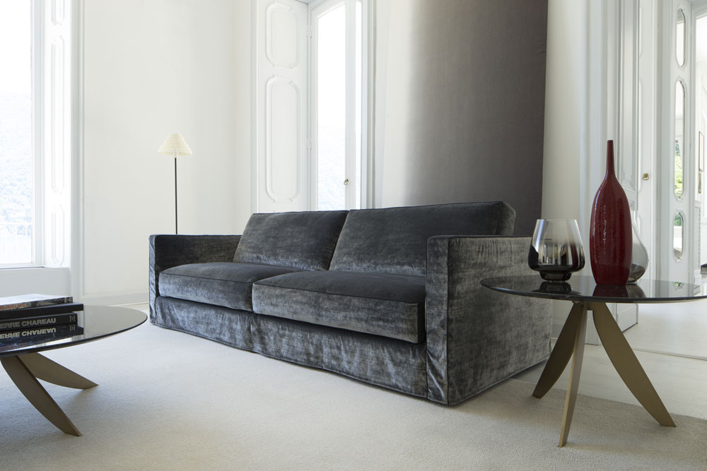 El sofá en terciopelo Danton puede ser incluso personalizado
